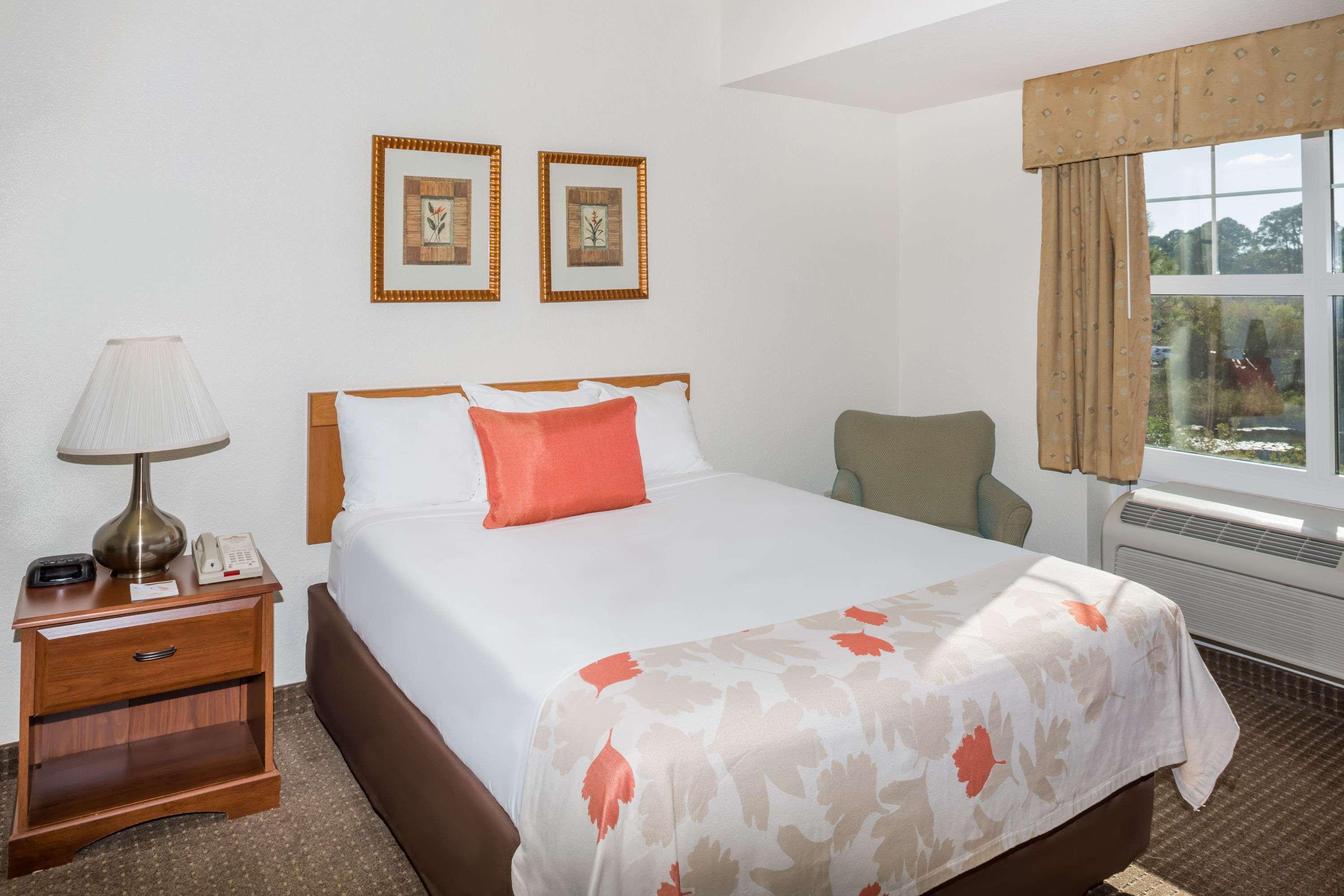 Hawthorn Extended Stay By Wyndham Panama City Beach Upper Grand Lagoon Bagian luar foto