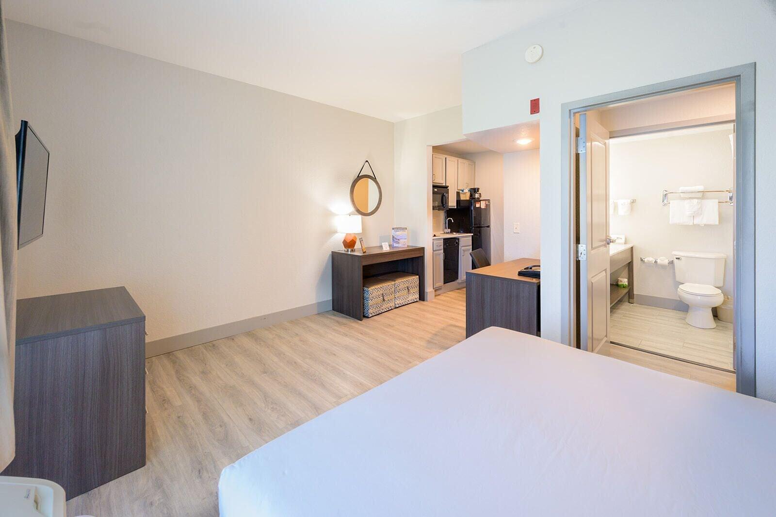 Hawthorn Extended Stay By Wyndham Panama City Beach Upper Grand Lagoon Bagian luar foto