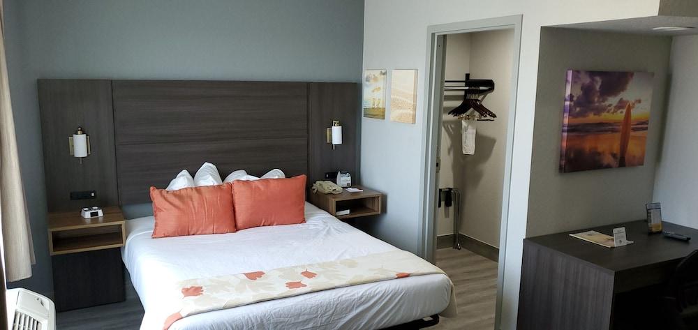 Hawthorn Extended Stay By Wyndham Panama City Beach Upper Grand Lagoon Bagian luar foto
