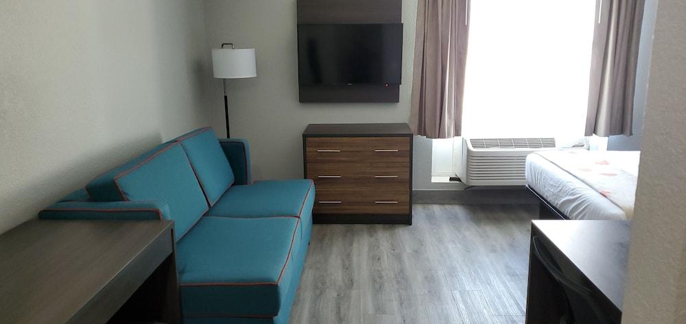 Hawthorn Extended Stay By Wyndham Panama City Beach Upper Grand Lagoon Bagian luar foto