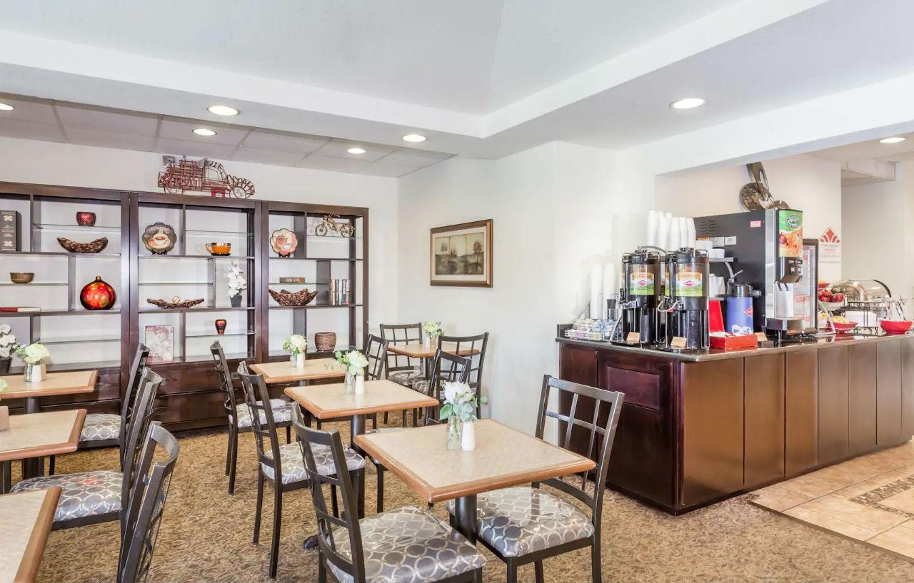 Hawthorn Extended Stay By Wyndham Panama City Beach Upper Grand Lagoon Bagian luar foto